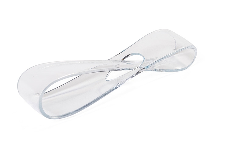 A transparent 3D-printed loop made of VersaClear using stereolithography.